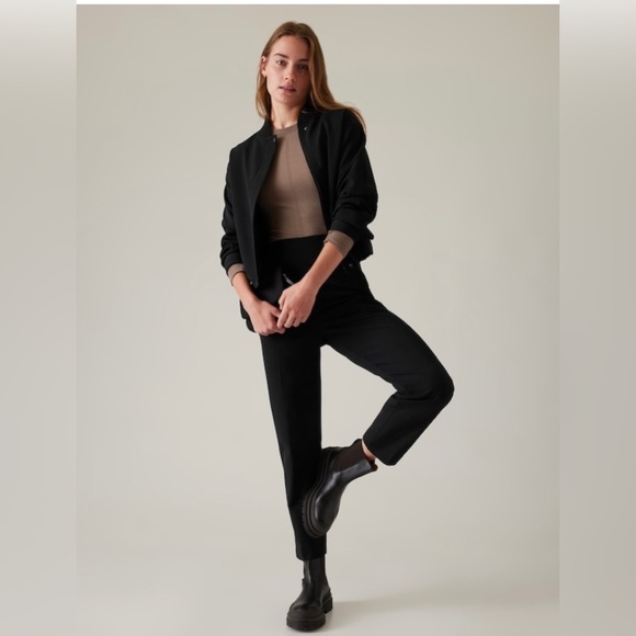 NWT-Athleta Black High Rise Endless Pant, Size 8 Petite - Picture 6 of 13